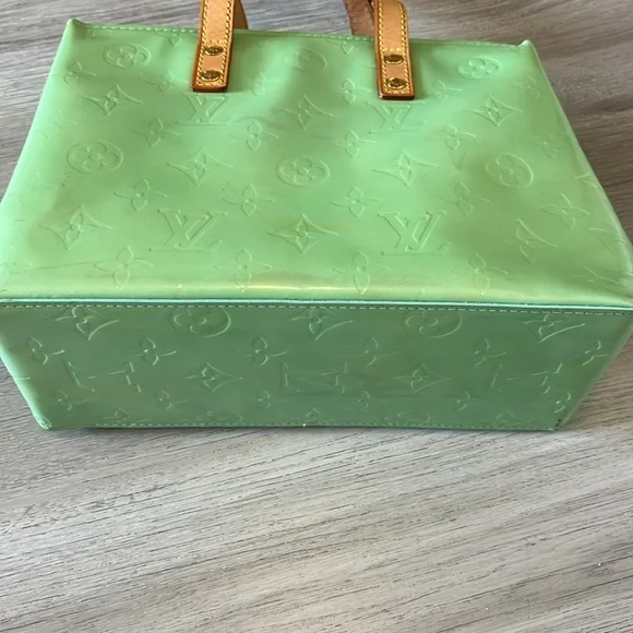Louis Vuitton Mint Green purse - Picture 5 of 7